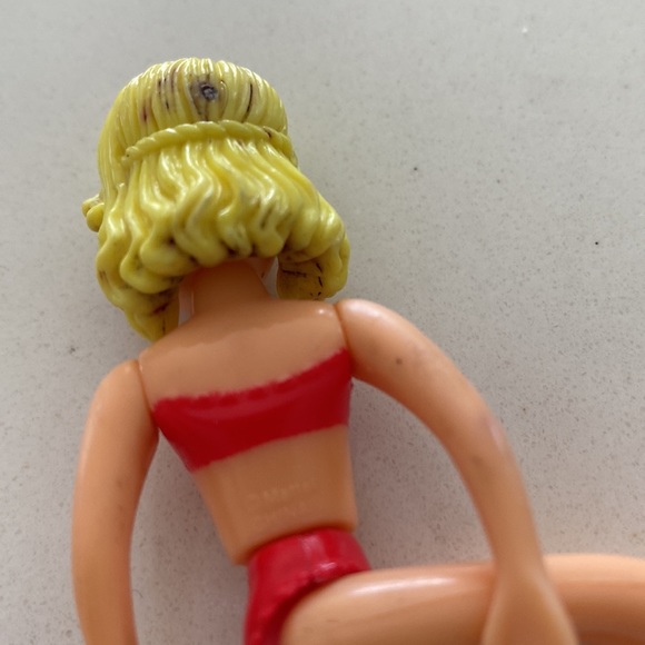 Polly Pocket Snow Day Sleigh Set - Picture 15 of 16